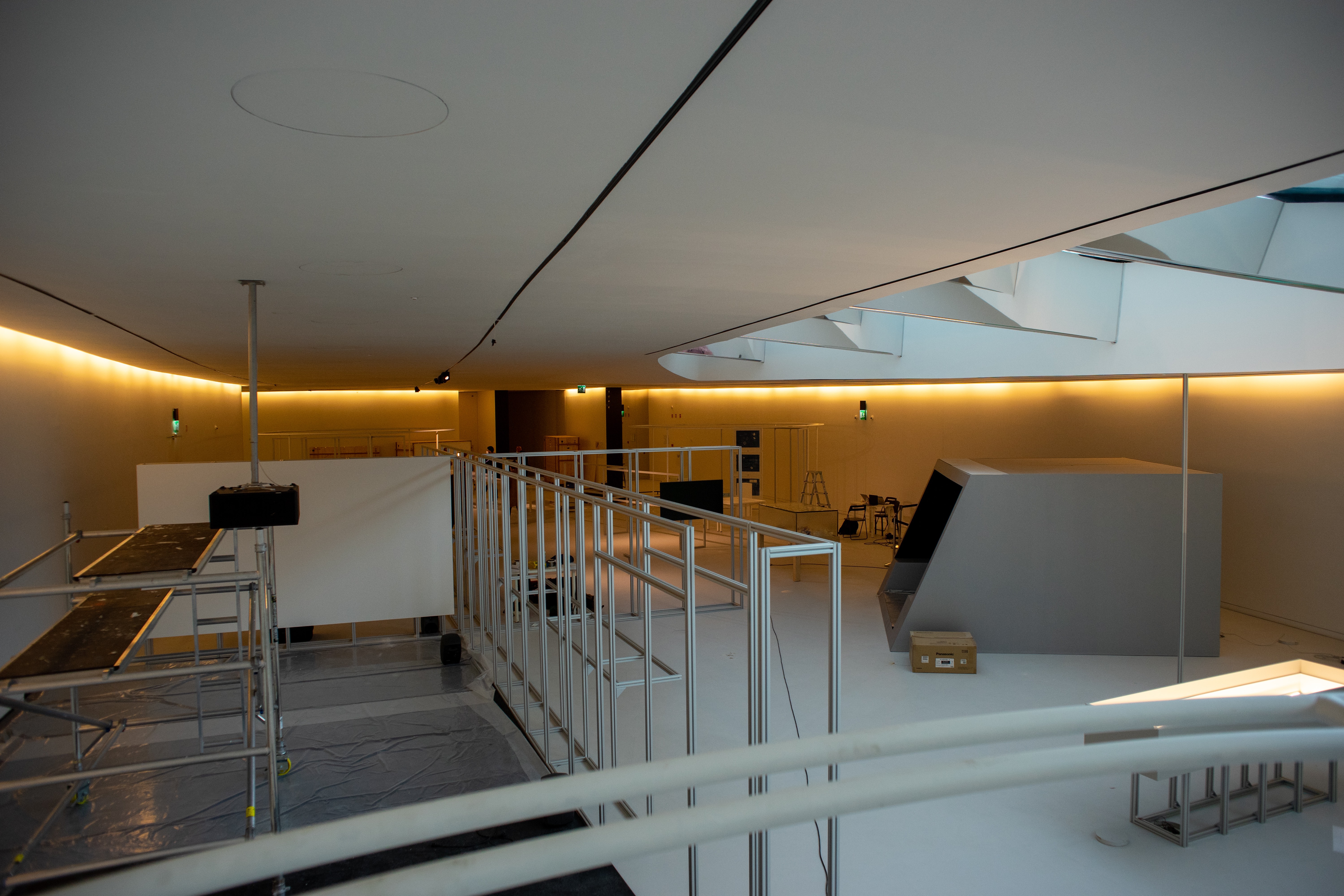 Installation and assembly, technical development